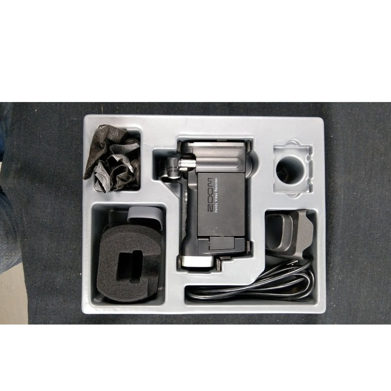 Zoom Q4 Handy HD Video/Audio Recorder - Open Box B Stock