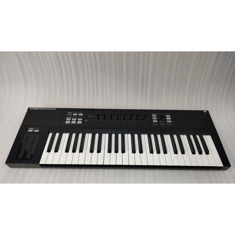 Native Instruments Komplete Kontrol S49 MK1 Midi Keyboard with Free Upgrade To Komplete 12 Select - Open Box