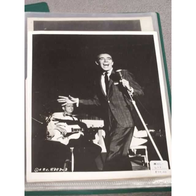 Alan Dale Photo