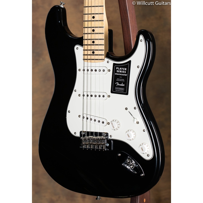 2019 Fender Player Stratocaster Black Maple